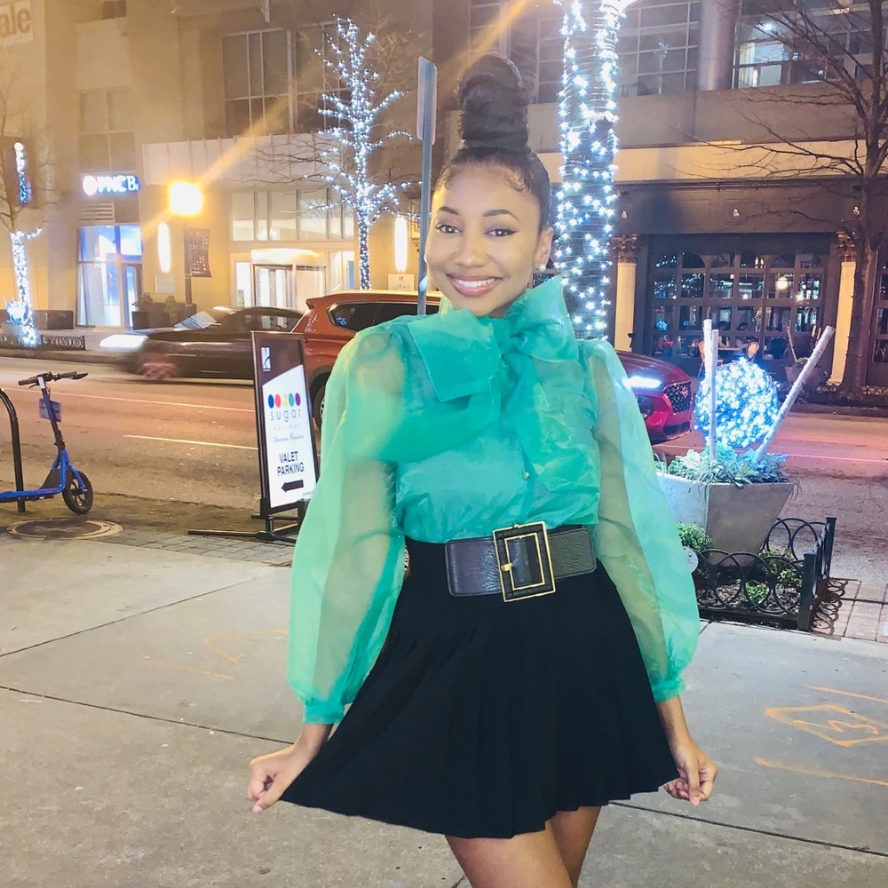 Elegant Green neck tie organza blouse